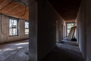 Due stanze del fabbricato, allo stato grezzo
